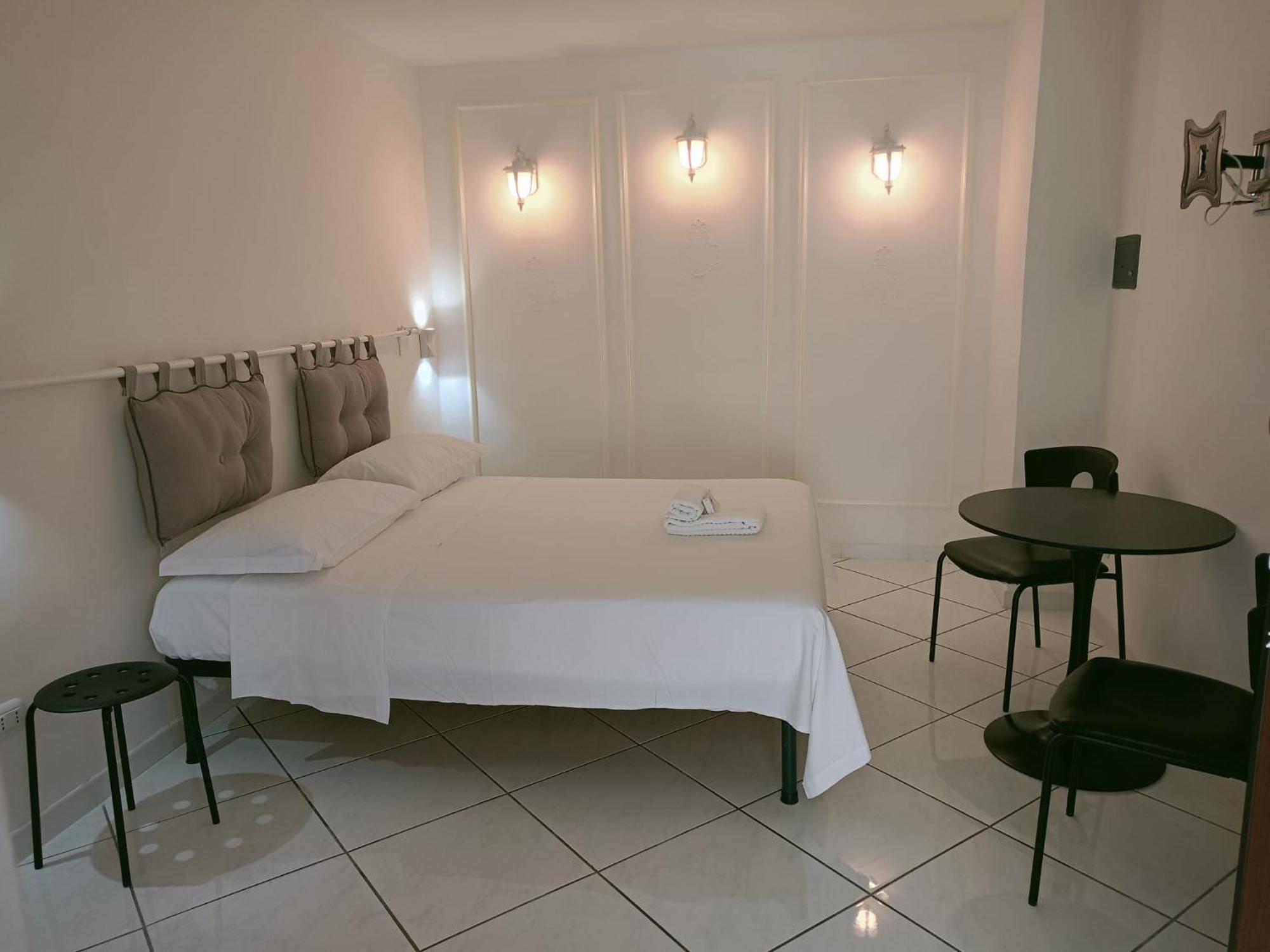 Costa Costa Rooms Sant'Egidio del Monte Albino Quarto foto